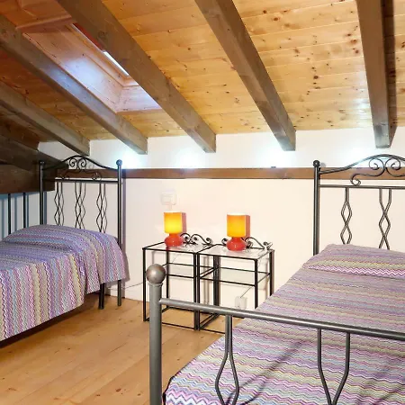 Locazione Turistica Casa Giulia Σπίτι διακοπών *